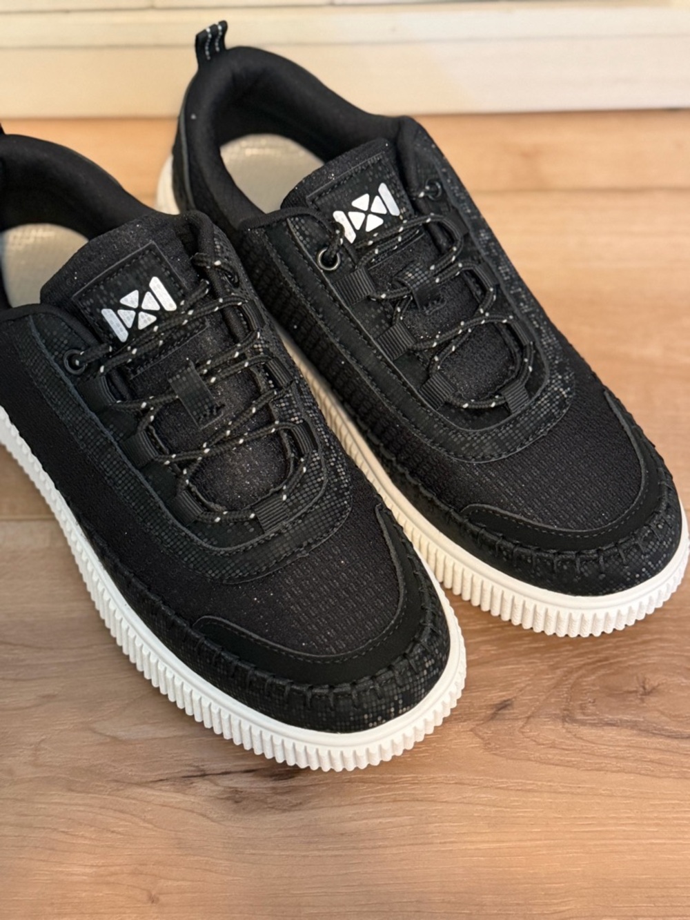 NEW Retro-Inspired Black Braided Breathable Chunky Platform Sneakers Size 9
